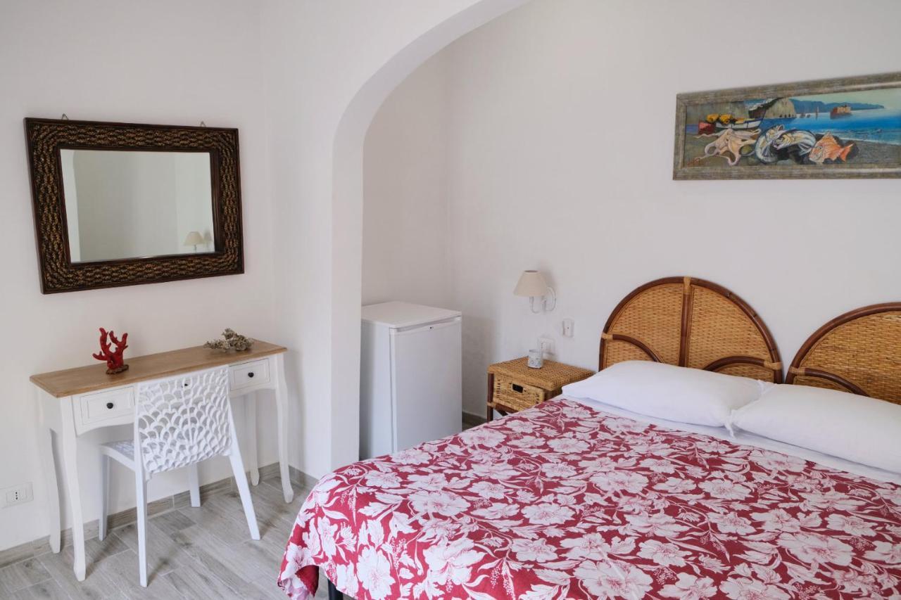 Camere Dieci Maggio Ponza Zewnętrze zdjęcie